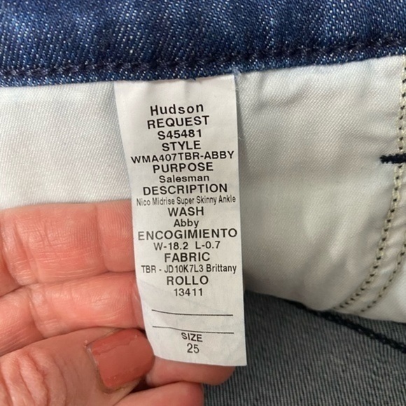 Nico Mid-Rise Super Skinny Jean - Abby wash - Picture 7 of 9